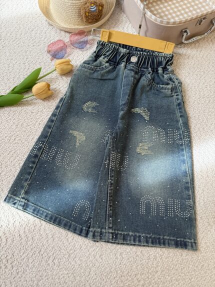 شلوار جین نگیندار میو